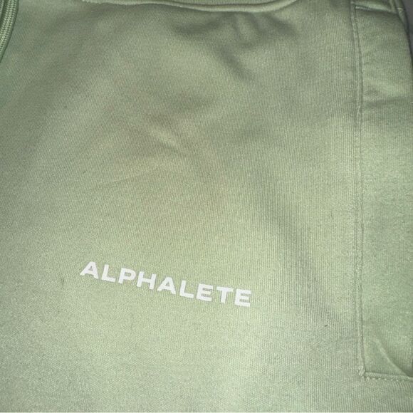NEW Alphalete Essential Core Athletic Shorts lime green size large NWT - Picture 5 of 5